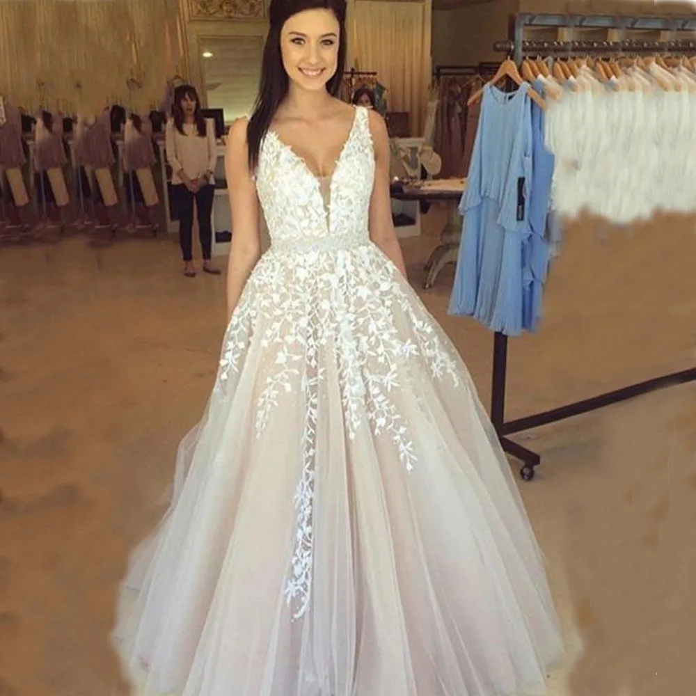 

2019 Ruby Bridal V Neck Evening Dresses Champagne Floor Length Applique Open Back Sleeveless A Line Backless Prom Dresses P960