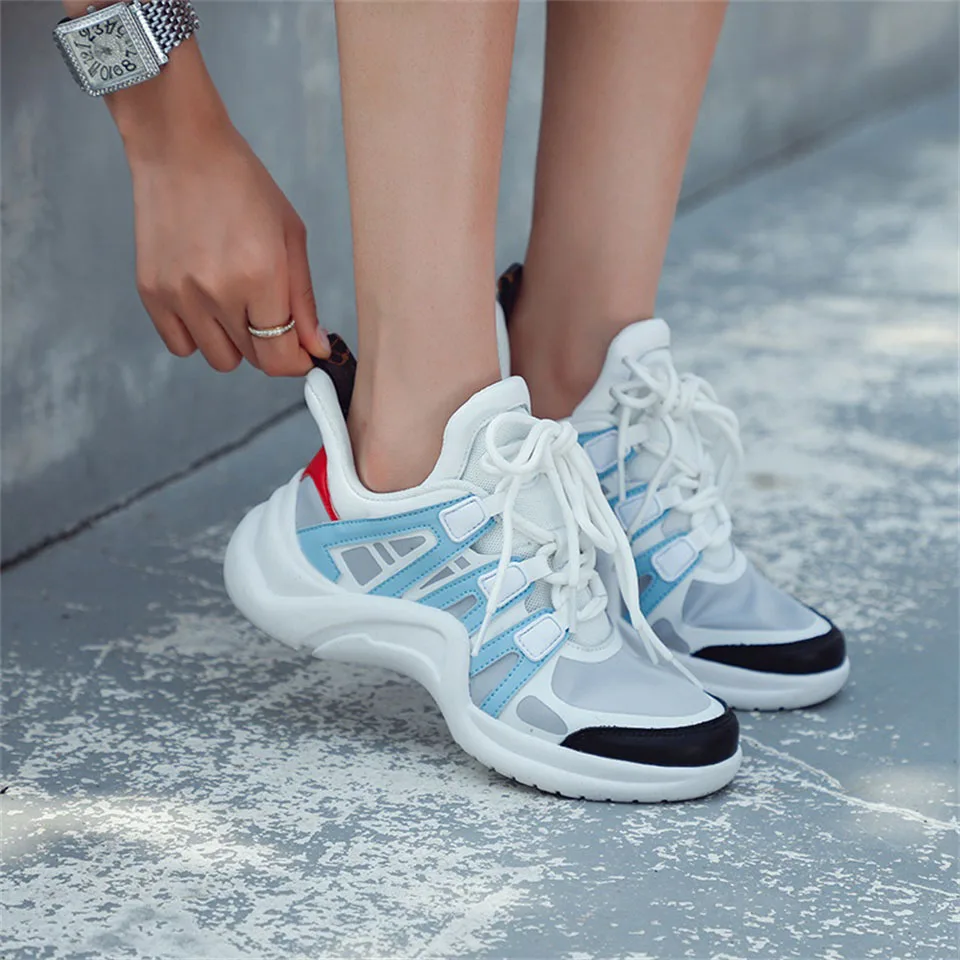 

2019 fashion summer and autumn women's shoes high quality breathable fabric comfortable sports shoes women