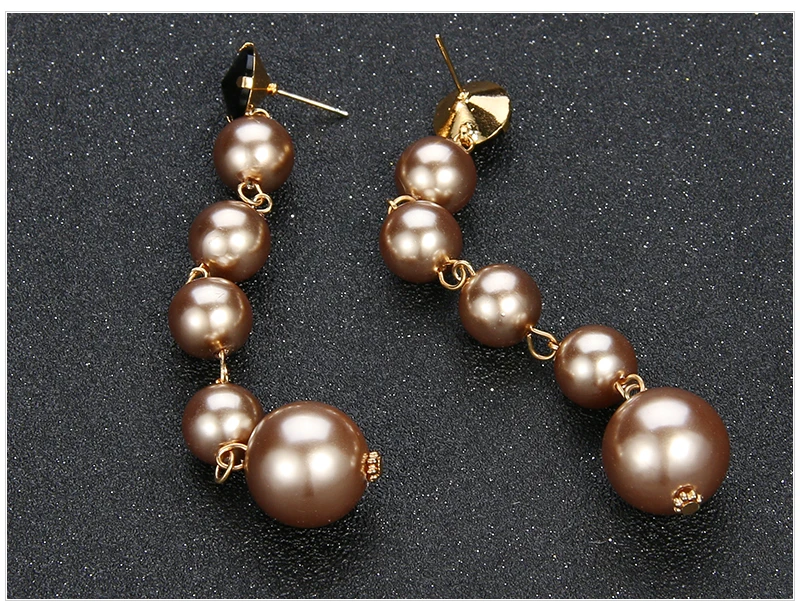 Balls-earrings-Details_05