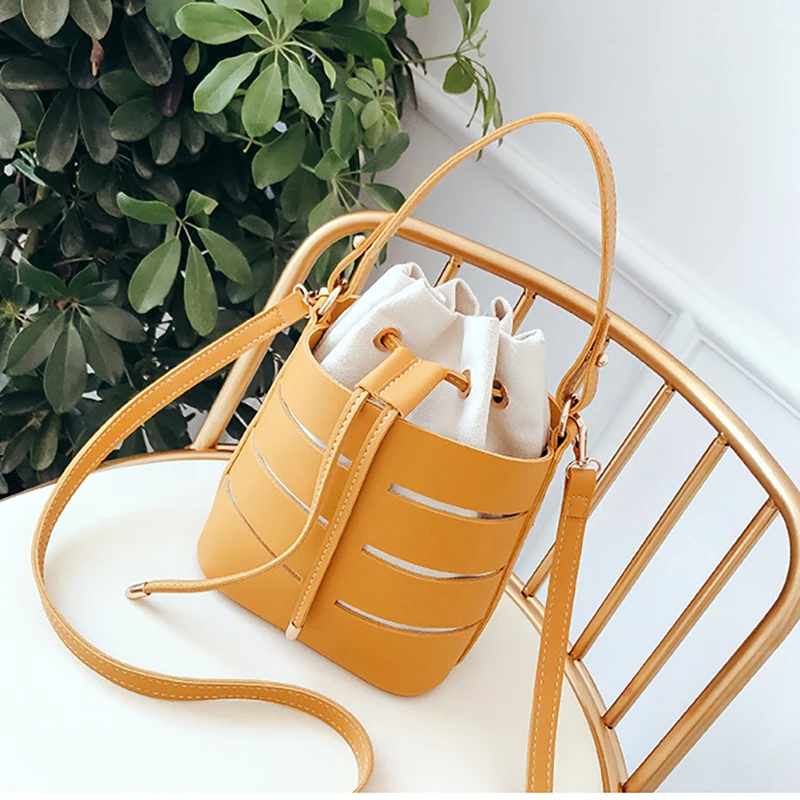 مخطط الجوف خارج أزياء المرأة دلو حقائب كتف جديد سلسلة خليط البسيطة السيدات Crossbody حقيبة حقائب B297