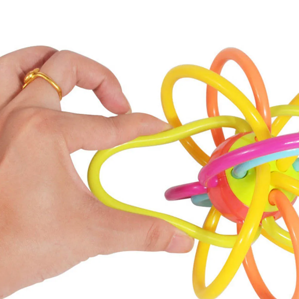 Цветные случайные детские погремушки игрушки развивают интеллект детские игрушки 0-12 месяцев колокольчик мяч детские захватывающие игрушки Пластиковые Руки колокольчик погремушка
