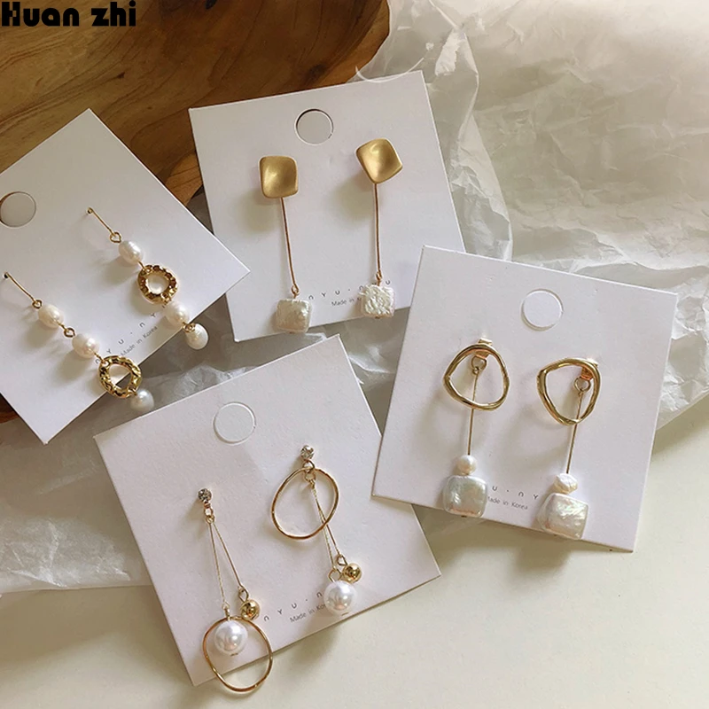

HUANZHI Vintage Irregular Geometric Gold Metal Circle Square Natural Freshwater Pearl Long Drop Earrings for Women Girl Party