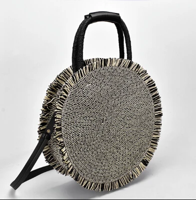 2019 Lady Round Rattan Bag Handmade  Straw Woven Circle Crossbody Handbag for Women Round Tassel Beach Straw Bag