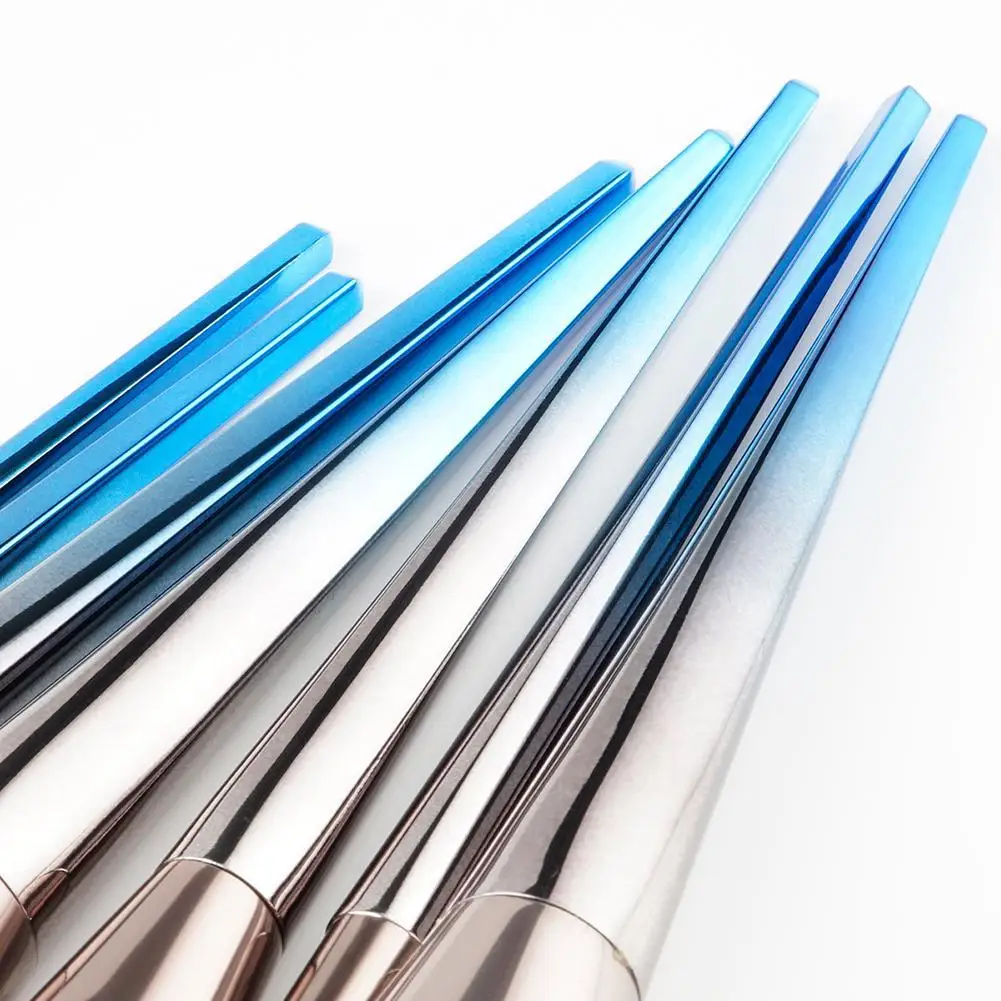 

4Pcs / 7PCS Diamond Charm Diamond Makeup Brush Set Beauty Makeup Tools Eye Shadow Brush Blue Black Gradient Flame Brush