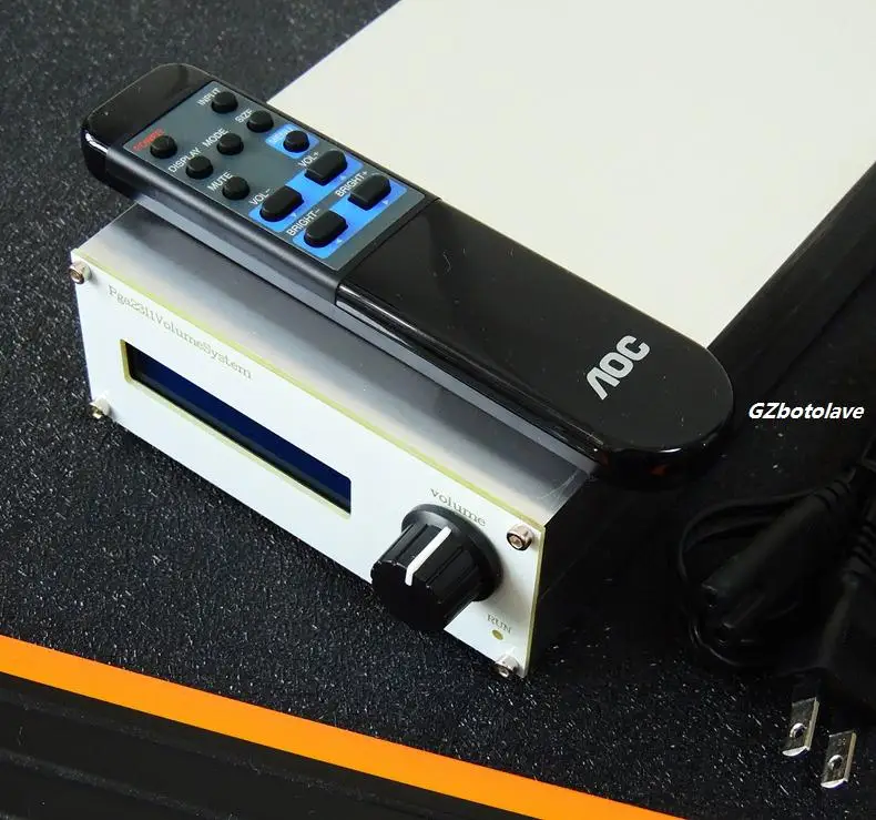 

LCD display PGA2311 volume control machine/ IR remote preamp machine