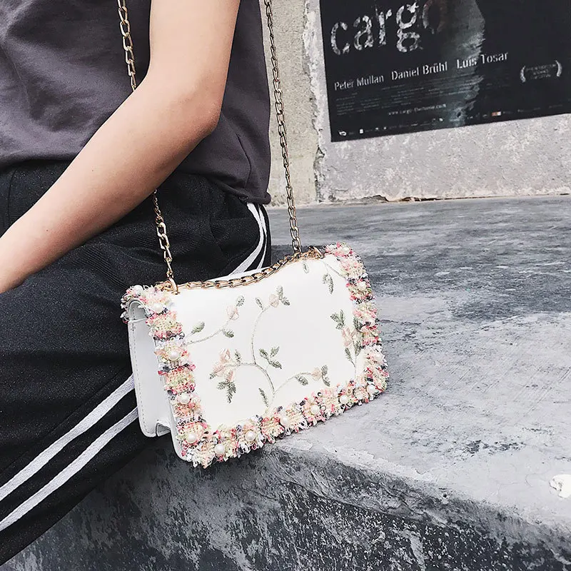 

Lace Flowers Women bag 2019 New handbag High quality PU Leather Sweet Girl Square bag Flower Pearl Chain Shoulder Messenger Bag