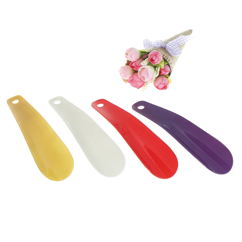 

1Pcs 16cm Colorful Plastic Shoehorn Shoe Horns Spoon Professional Flexible Shoe Lifter Shoes Accessories Random