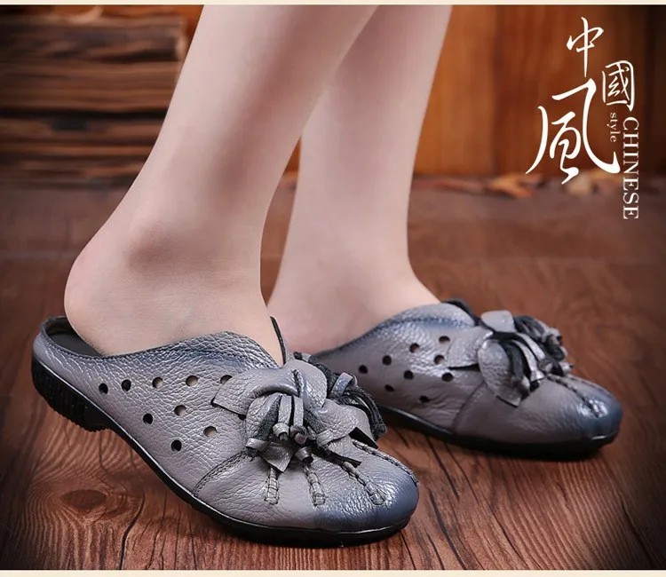 Women Sandals Summer Shoes 2017 New Female Fashion Soft Genuine Leather Hollow Out Moccasins mother shoes Flat sandals women 23