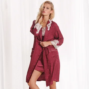 

The New Summer 100% Silk Nine Luxurious Comfortable Silk Robe Sleeve