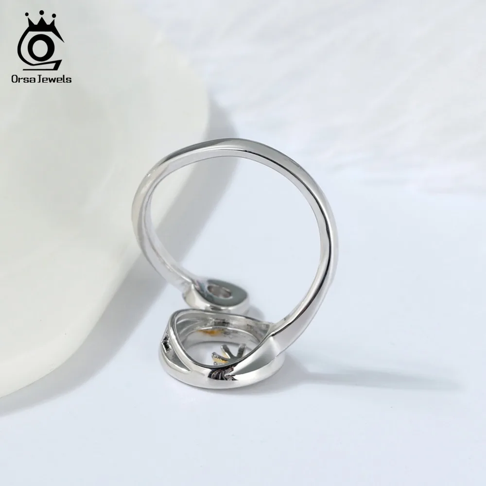 ORSA JEWELS Adjustable Rings For Women Open Cuff Snowflake With Hollowed Circle AAA Clear CZ Female Finger Ring Jewelry OR176