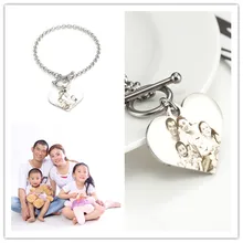 

Custom Photo Bracelet Personalized Family Pendant Silver Photo Engraved Chain heart Bracelet Picture Gifts for Mom Family Gift