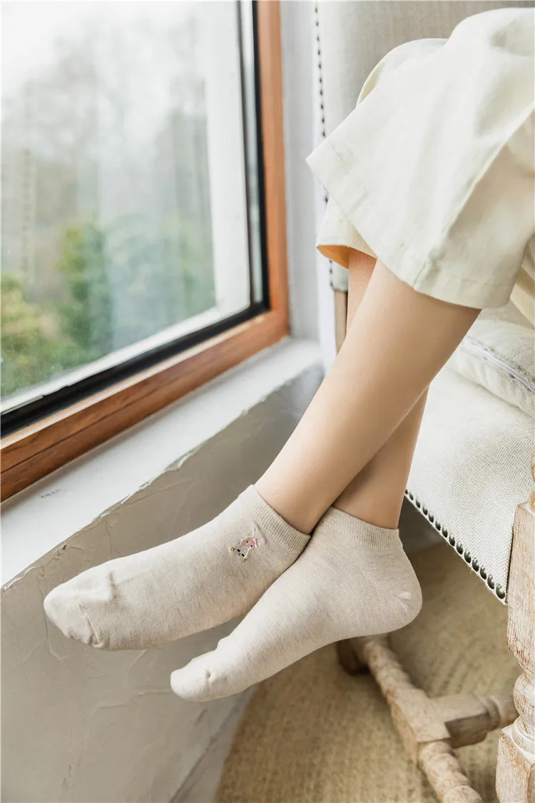Женские носки Каваи с вышивкой ярких цветов, модные хлопковые носки для девочек, 1 пара