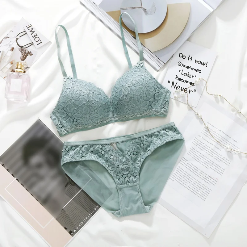 

Women Wireless Thin Bra Breathable Sexy Lace Bra Sets Comfortable Underwear Lingerie Set