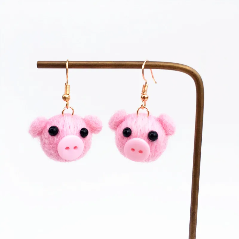Уникальные серьги ручной работы с помпоном в виде милой розовой свинки, серьги с милыми мультяшными животными для женщин, забавные ювелирные изделия, подарок на год