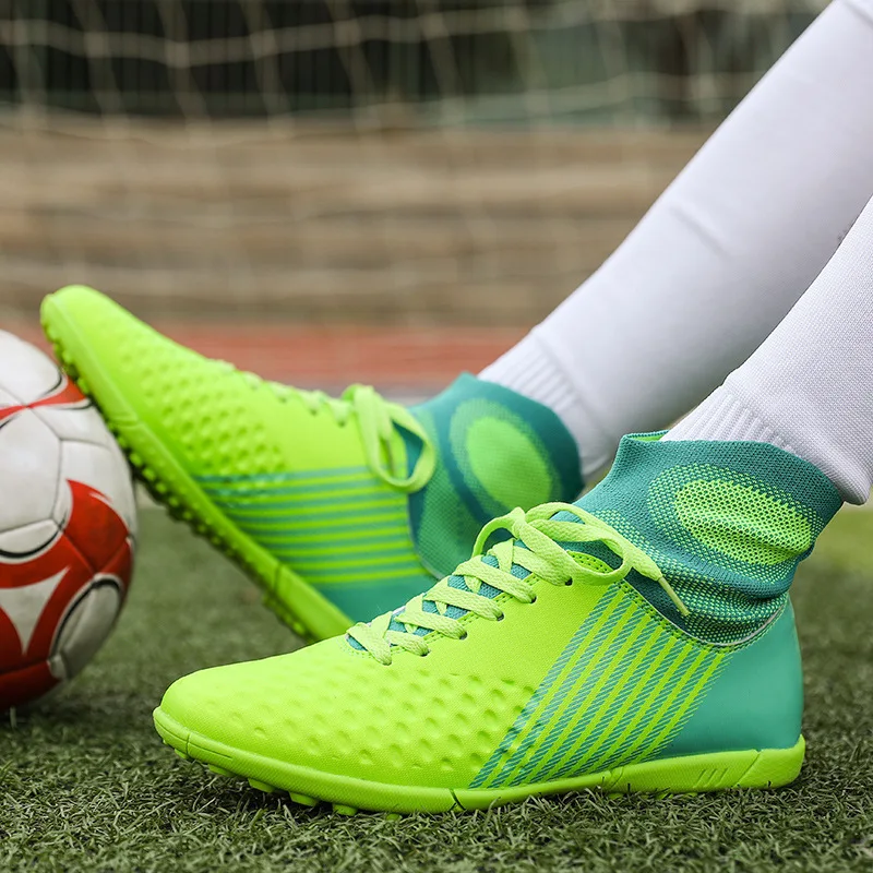 

Boys And Girls Football Shoes 2018 Fashion Turf Indoor Trainers Soccer Shoes High Ankle Sport Sneakers Cleats Kids Shoes Sale