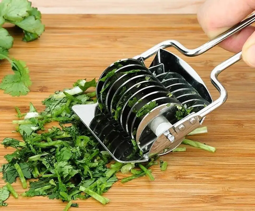 

Gadget Stainless Steel Onion Chopper Slicer Garlic Coriander Cutter Cooking Tool for kitchen good helper