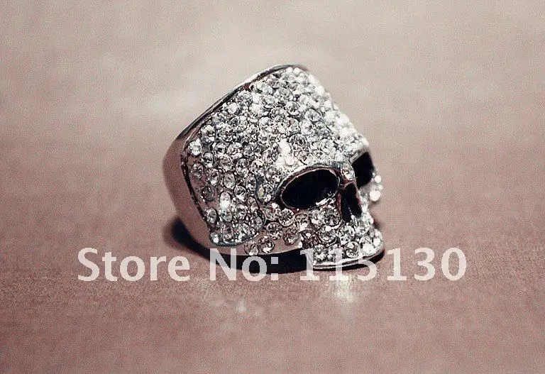 

FishSheep Vintage Europe Silver Colored Austrian Crystal Skull Rings For Men Rock Punk Biker Ring Fashion Male Skull Jewelry