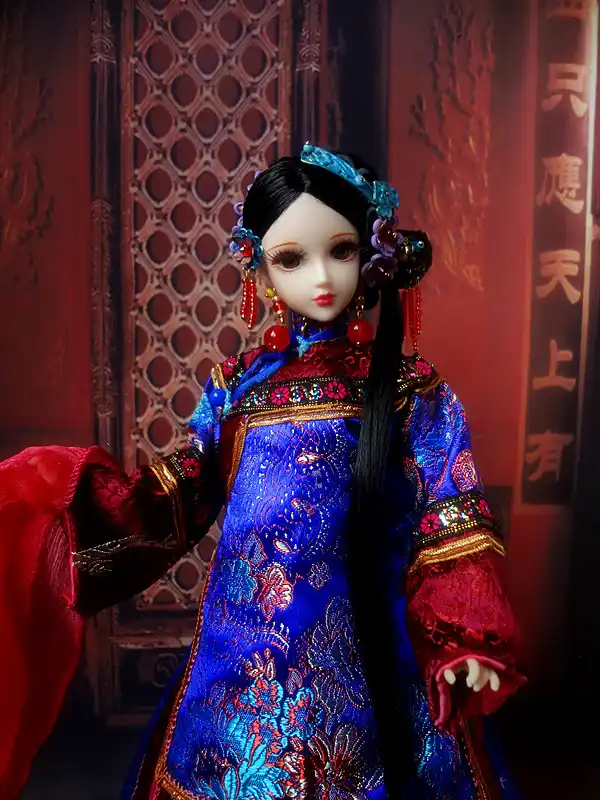 vintage souvenir dolls