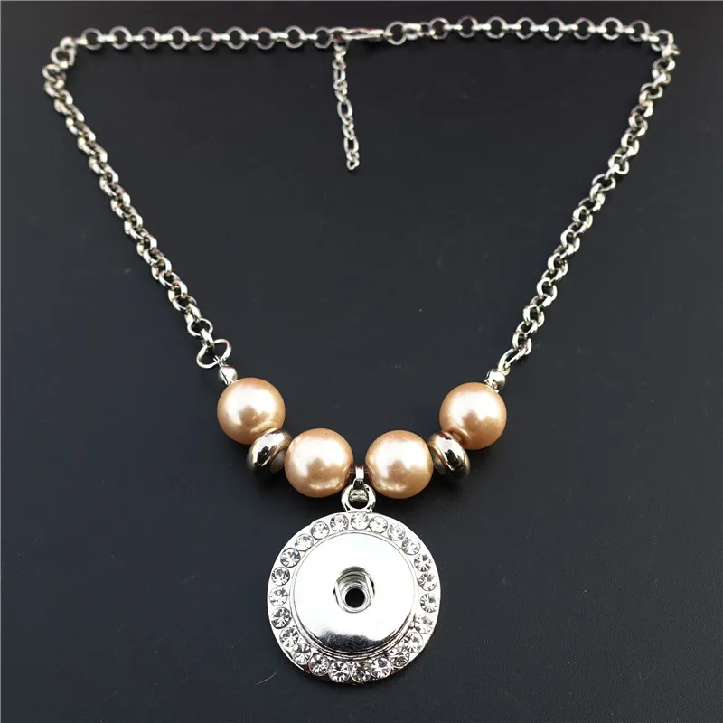 Kalung Liontin Berlian Imitasi Kancing 