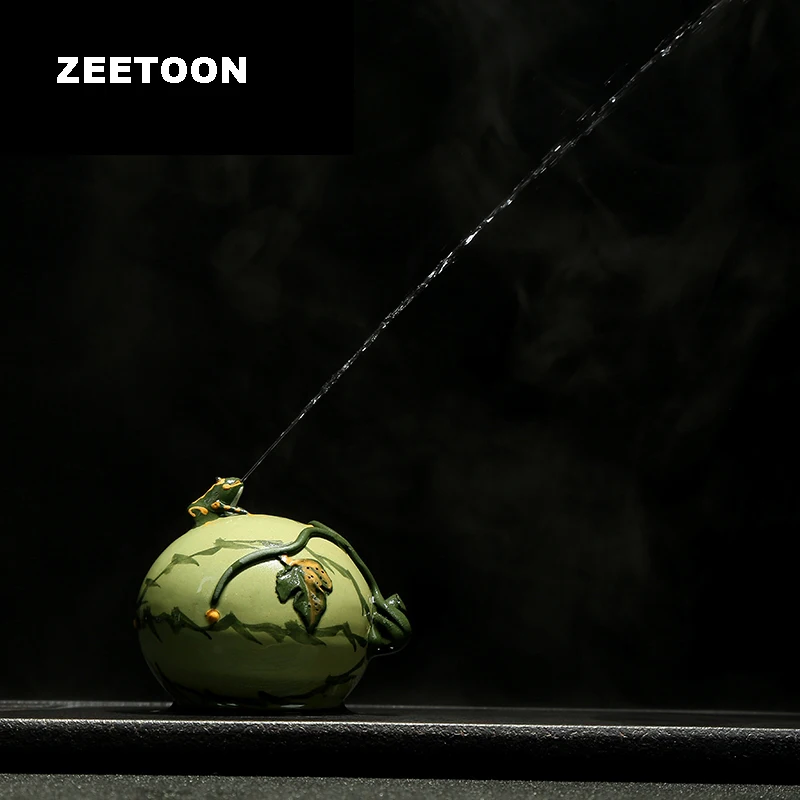 

Authentic Yixing Purple Clay Water Spray Frog Watermelon Tea Pet Kung Fu Tea Set Desktop Ornament Ceramic Lucky Feng Shui Decor