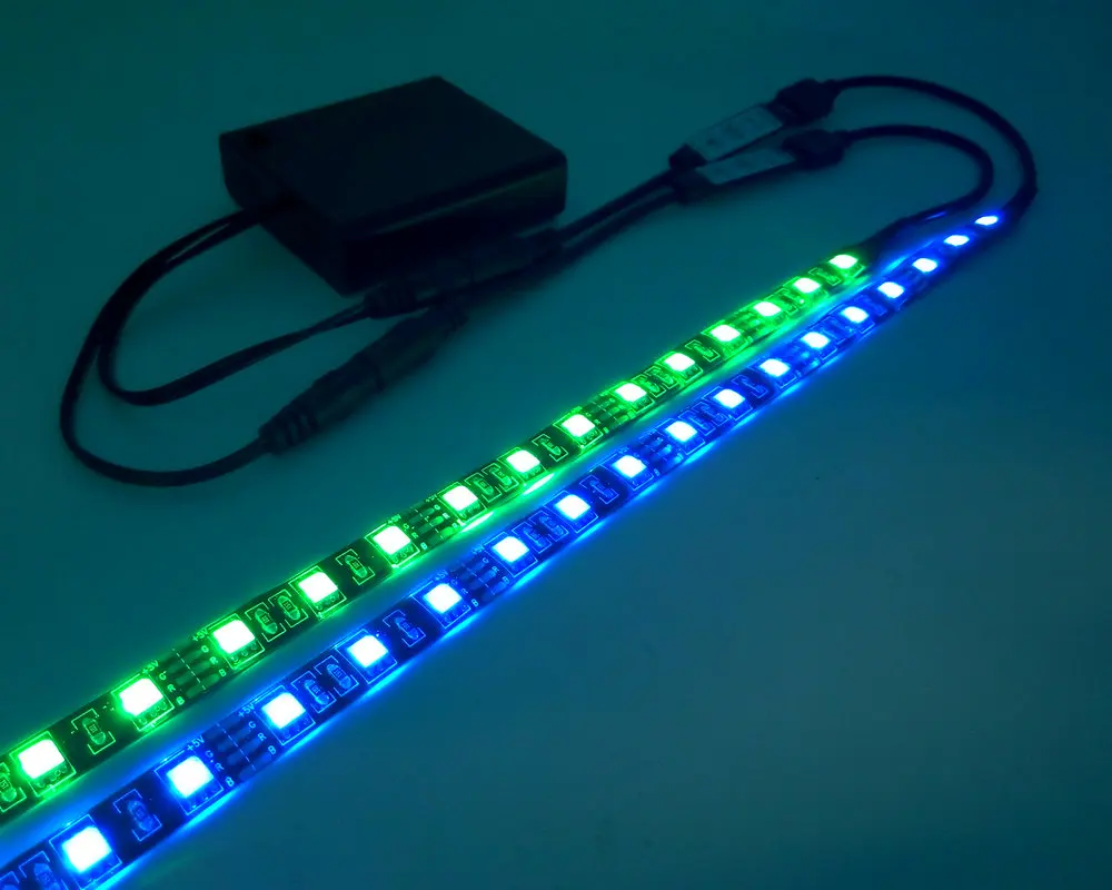 Светодиодная лента с двойным выходным аккумулятором 5050 RGB черная печатная плата IP20/IP65 водонепроницаемое освещение 4* AA батарея работает с 2 шт. RGB контроллер