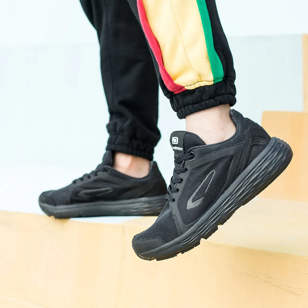 Модные мужские кроссовки с сетчатым верхом; дышащая мужская повседневная обувь на резиновой подошве; очень удобная мужская обувь на шнуровке; большие размеры 49, 50 - Цвет: All Black