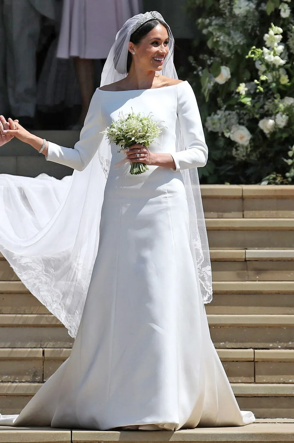 Real Pictures New Boat Neck Wedding Dress Meghan Markle Wedding Dress Long  Sleeve Vestidos De Novia Robe De Mariage|Wedding Dresses| - AliExpress