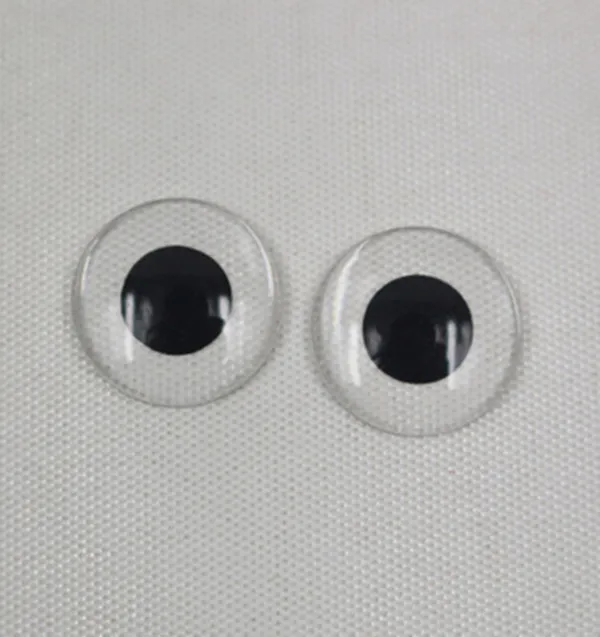 small black pupil eyes