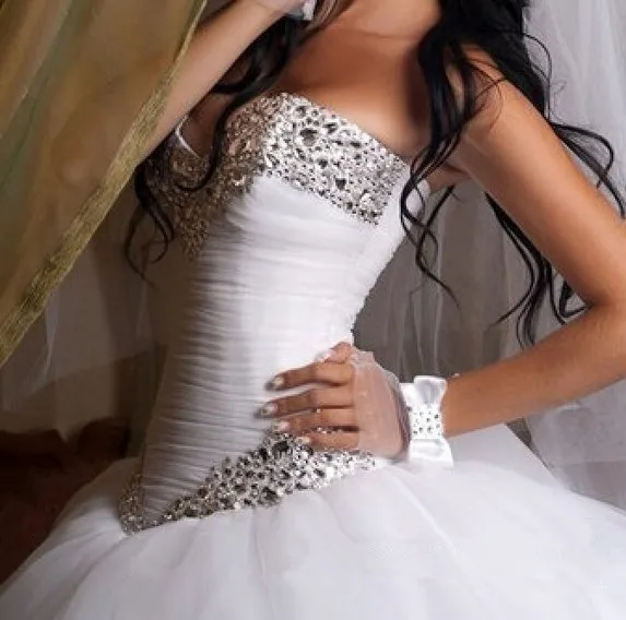 QQ-Lover-2017-Luxury-Crystal-Tulle-Ball-Gown-Wedding-Dresses-Sparkly-Rhinestones-Pleated-Princess-Vestido-De