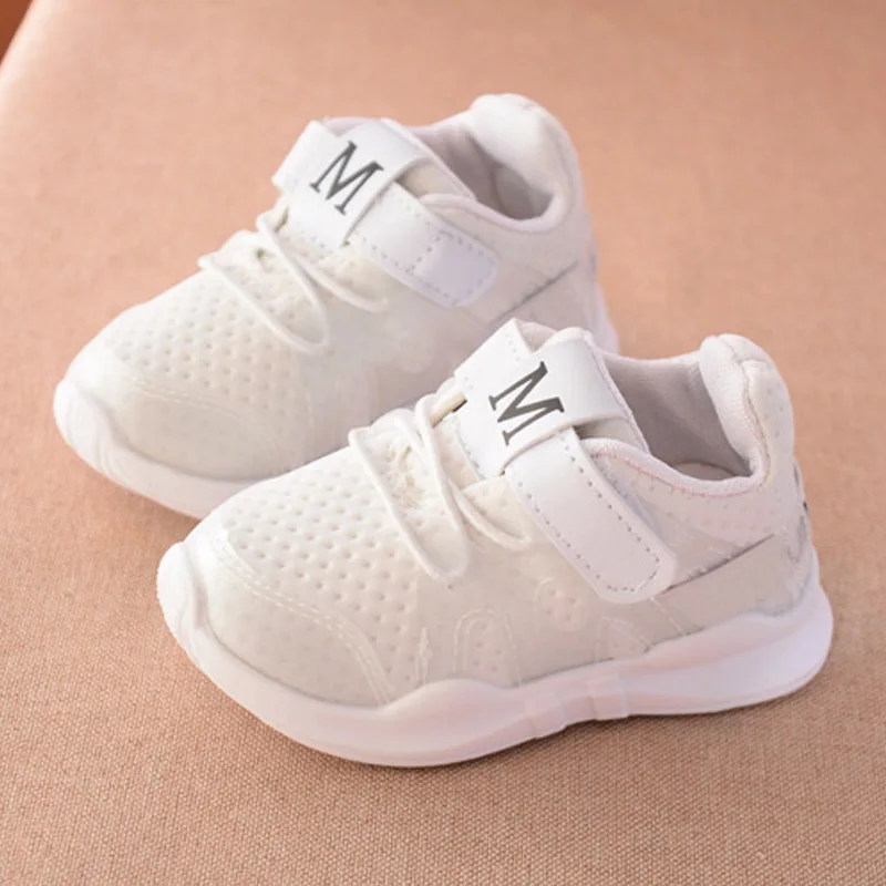 الأطفال أحذية رياضية شبكة تنفس الترفيه الرياضة احذية الجري مريحة الاطفال رياضية M09