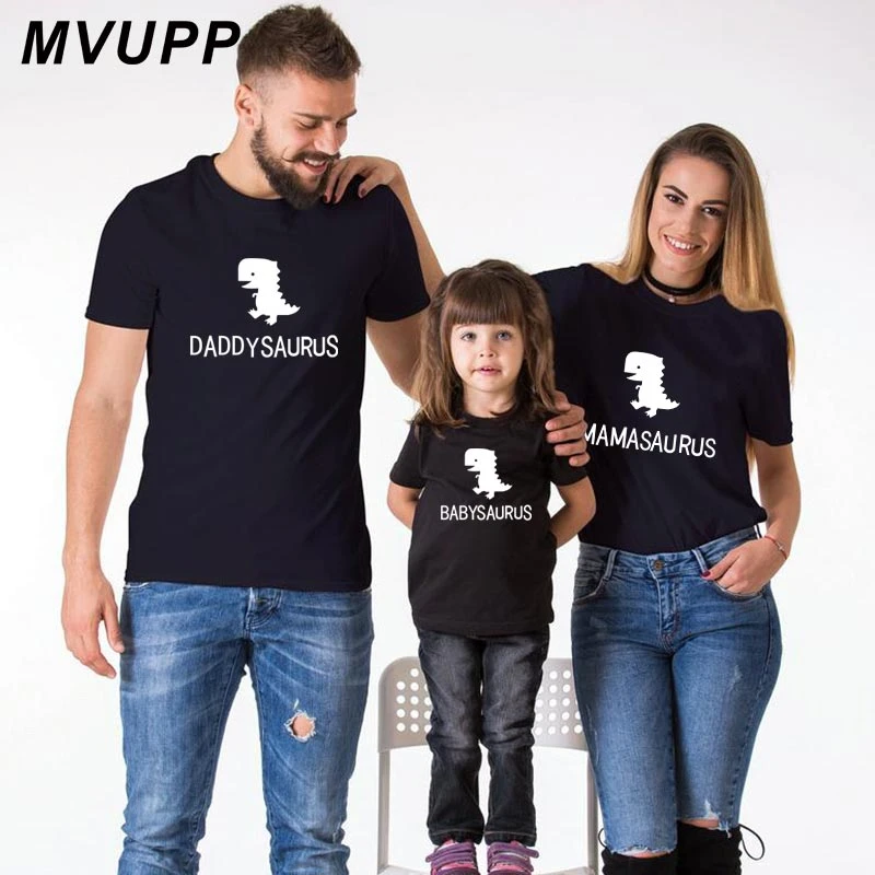 Daddysaurus Ropa De Aspecto Familiar Para Bebe Camiseta Blanca Padre Madre Hija Hijo Trajes Combinados Papa Mama Y Mi Hermana Trajes Iguales De Familia Aliexpress Daddysaurus Ropa De Aspecto Familiar Para Bebe Camiseta Blanca Padre Madre Hija Hijo Trajes Combinados Papa Mama Y Mi Hermana Trajes Iguales De Familia Aliexpress