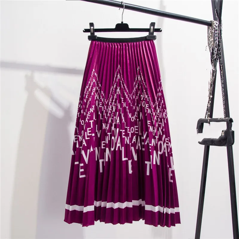 Женские богемные Сатиновые юбки с буквенным цветочным принтом, эластичные блестящие юбки средней длины на талии для пляжного отдыха - Цвет: Фиолетовый