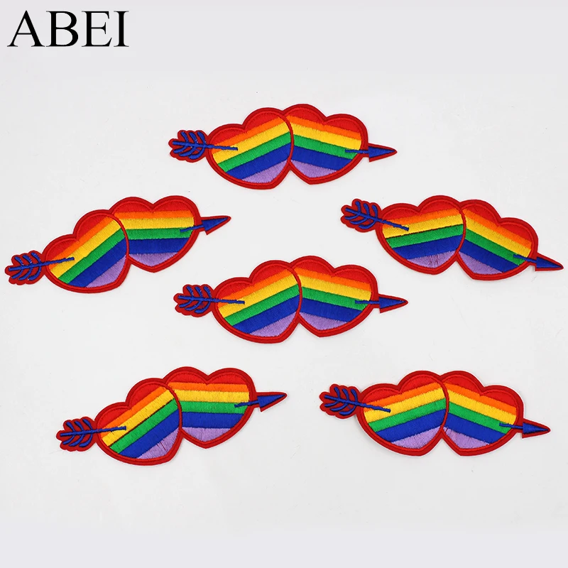

5pcs/lot Embroidered Love Patches Iron on Heart-shaped Fabric Stickers DIY Handmade Patchwork Sewing Craft Clothes Appliqued
