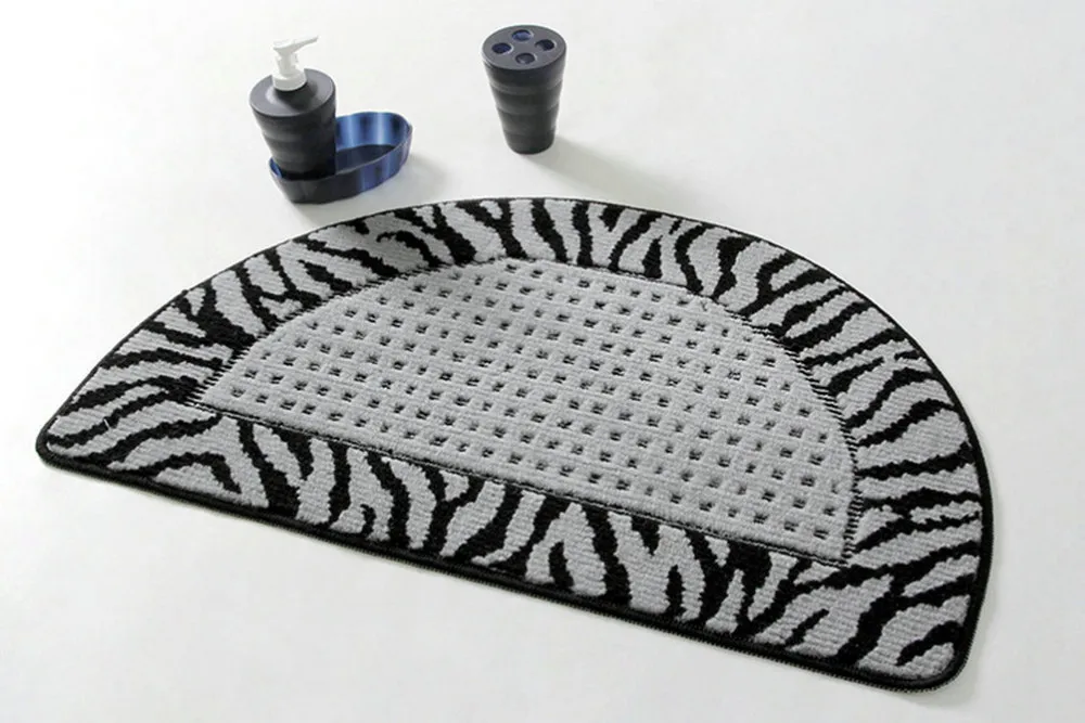 MT18-Black-48X78
