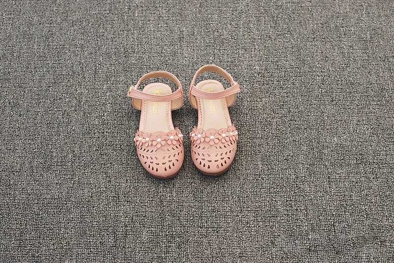 Детская обувь для девочек сандалии для младенцев в форме цветка, с вырезами, босоножки, детская обувь Милые простые прелестные модные туфли