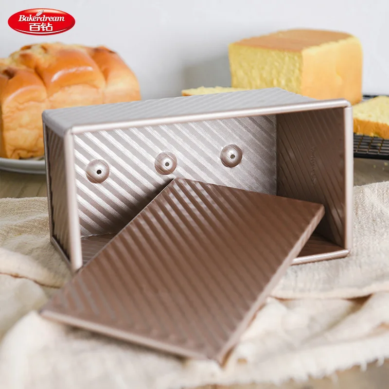 

Bakerdream Carbon Steel Bread Loaf Pan With Cover 8.5x4.8 inch Bread Toast Mold w Lid Heavy Duty Professional Bread maker Pan