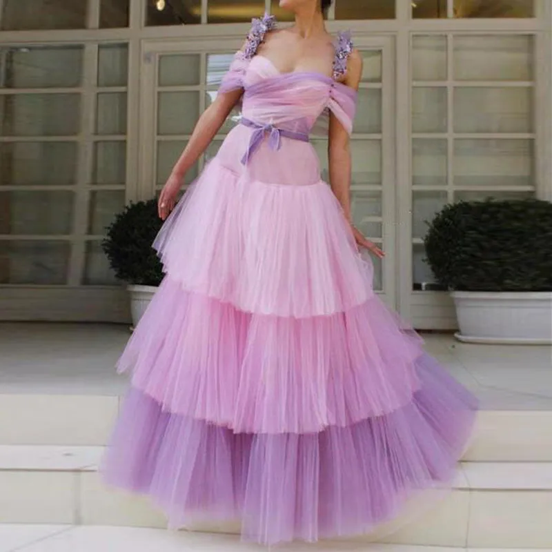 

2019 Trendy Ruched Applique Beaded Evening Party Dresses Chic Tiered Tulle Prom Gown Sexy Spaghetti Strap Custom Robe de Soiree