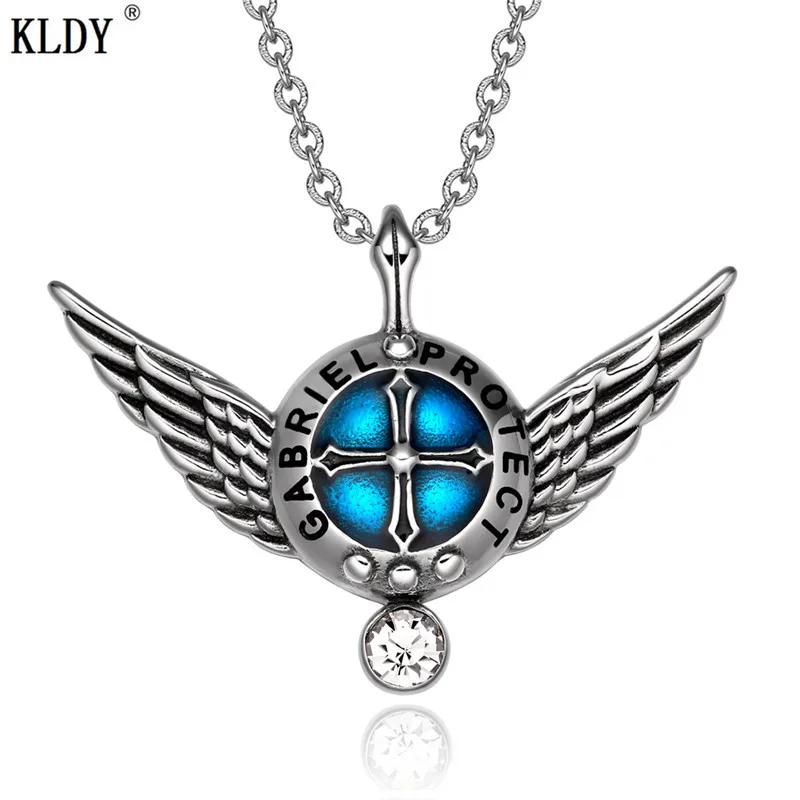

KLDY Angel Wings Crystal Pendant Necklace Newest Love Couple Guardian Series Accessories Men Women Fashion Necklaces Custom 2018