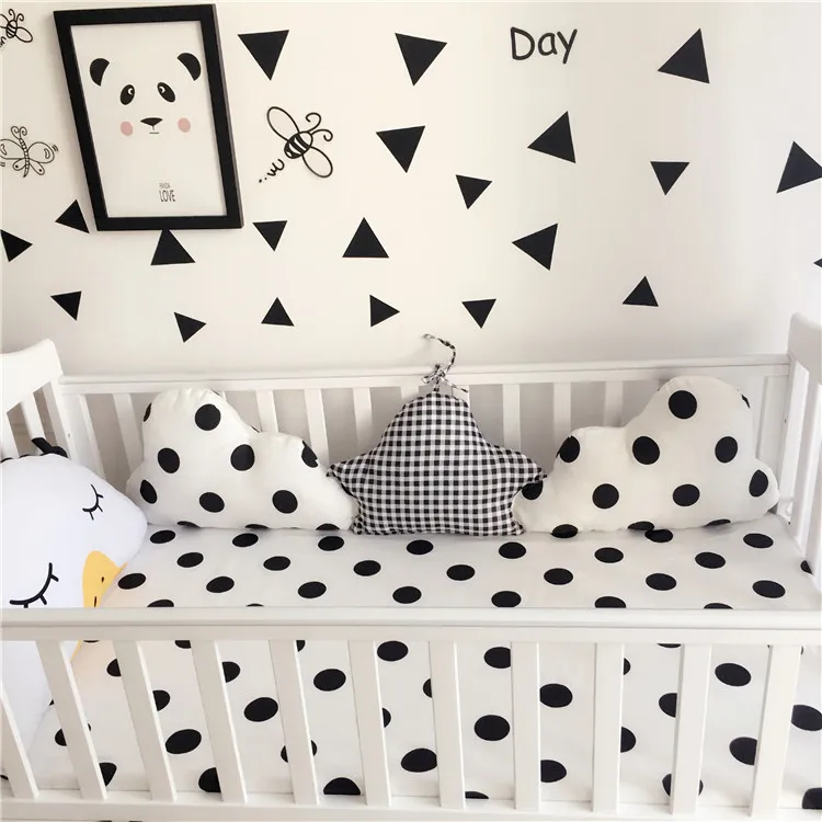 black and white cot bumper