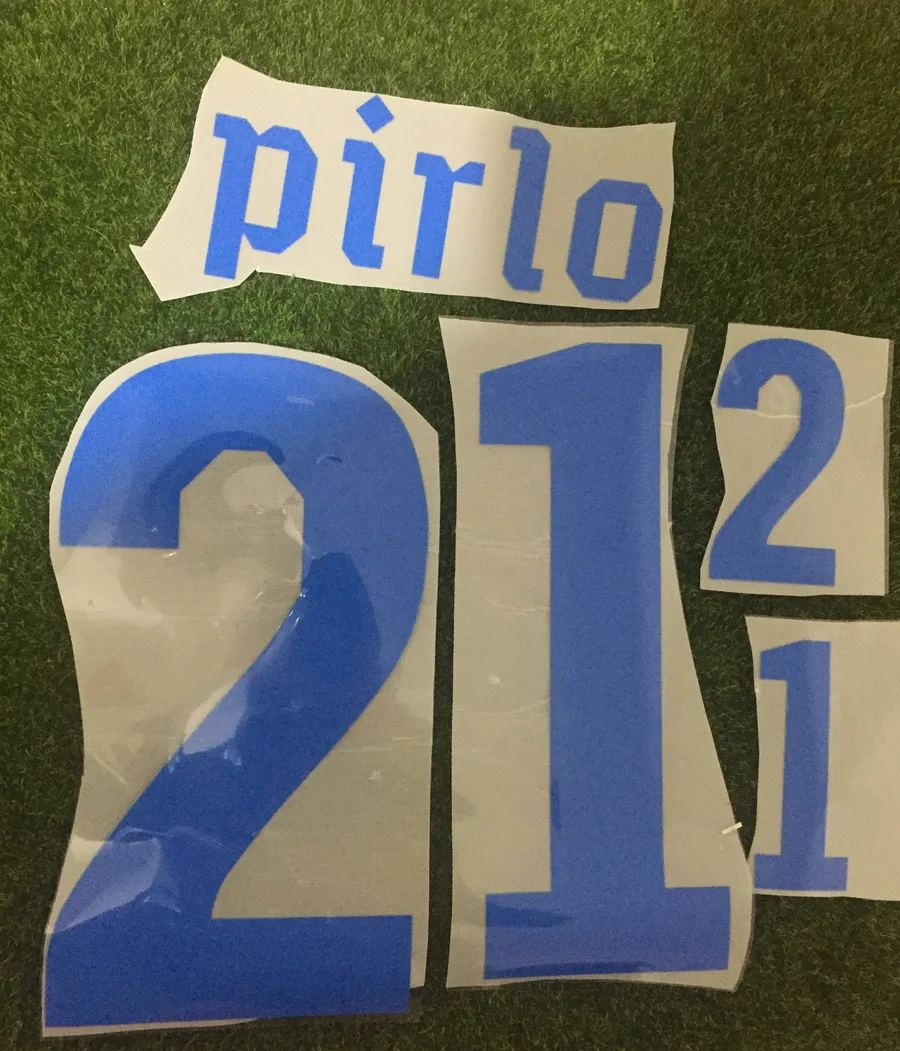 

2010 Italy Nameset #21 Pirlo #10 Totti #5 Cannavaro Printing Flocking Customize Any Name Number Heat Transfer Soccer Nameset