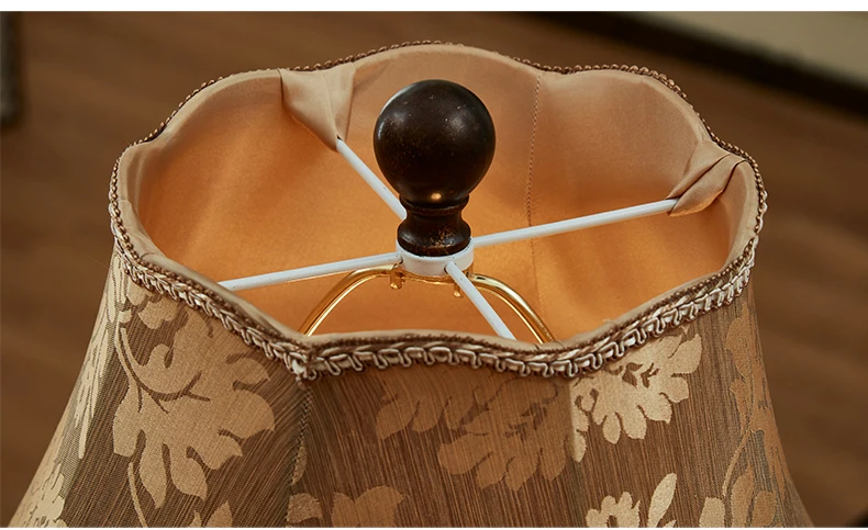 Винтаж коричневый крылья настольная лампа в форме Abajurs смолы Гостиная дома декоративные светильники стол ткань Спальня прикроватный