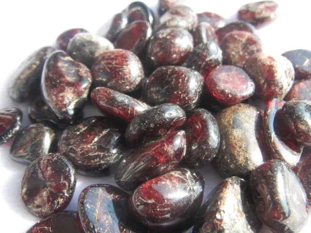 

173 grams of garnet crystal gem mineral samples