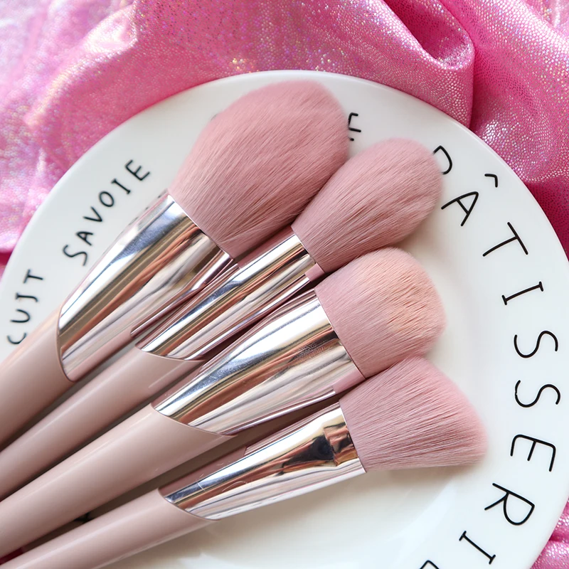 

BBL Pink Premium Makeup Brushes Loose Powder Buffing Sculpting Blush Tapered Blending Highlighter Eyeshadow Brush Make Up Tools