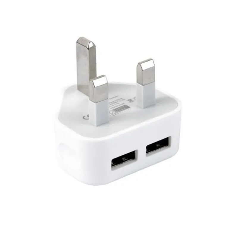 Сетевое зарядное устройство UVR с вилкой Стандарта Великобритании и 2 USB