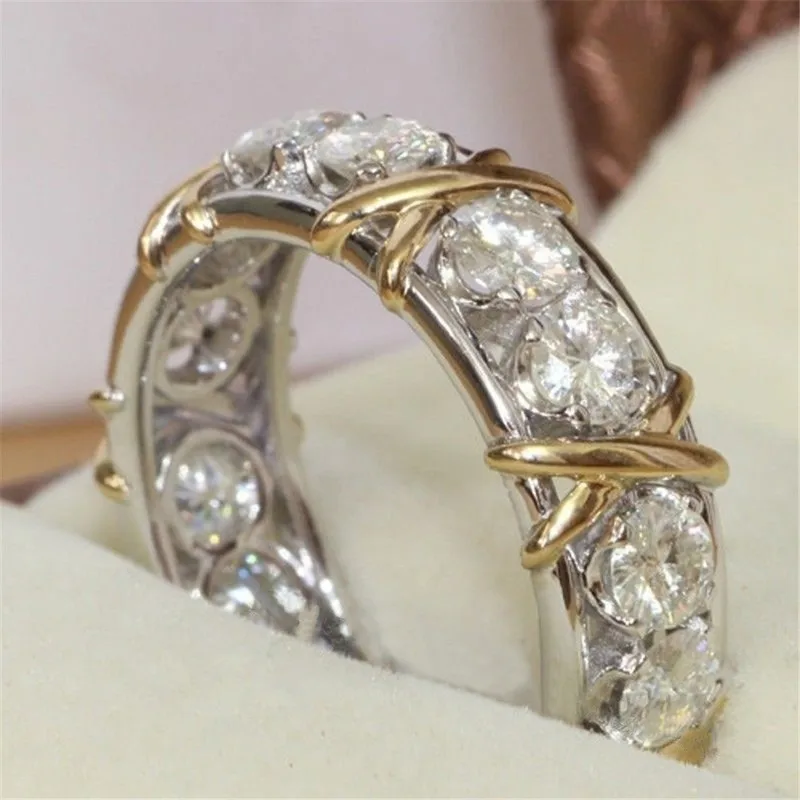 

Stylish Zircon Two-tone Shiny Crystal Rings Women's Engagement Wedding Band Alliance Love Gift Europen American New Design