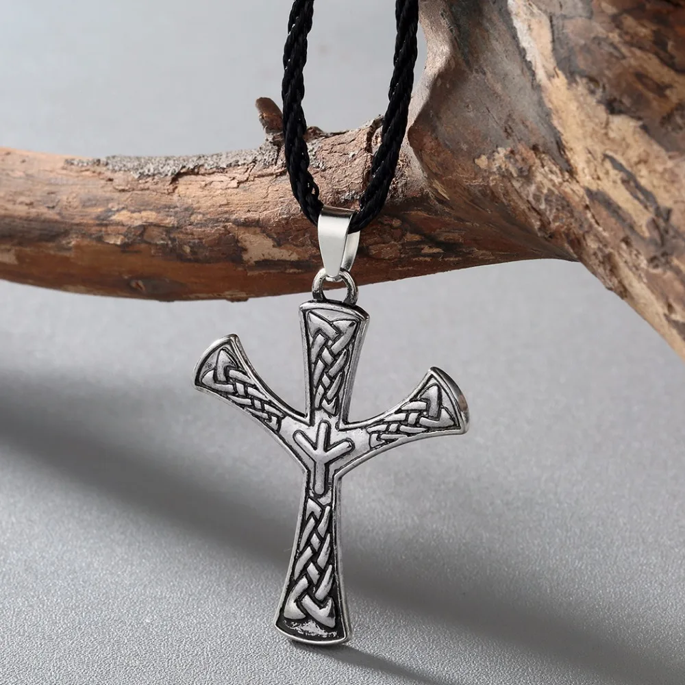 CHENGXUN Mens Irish Viking Necklace Norse Odin Cross Scanidavian Pewter