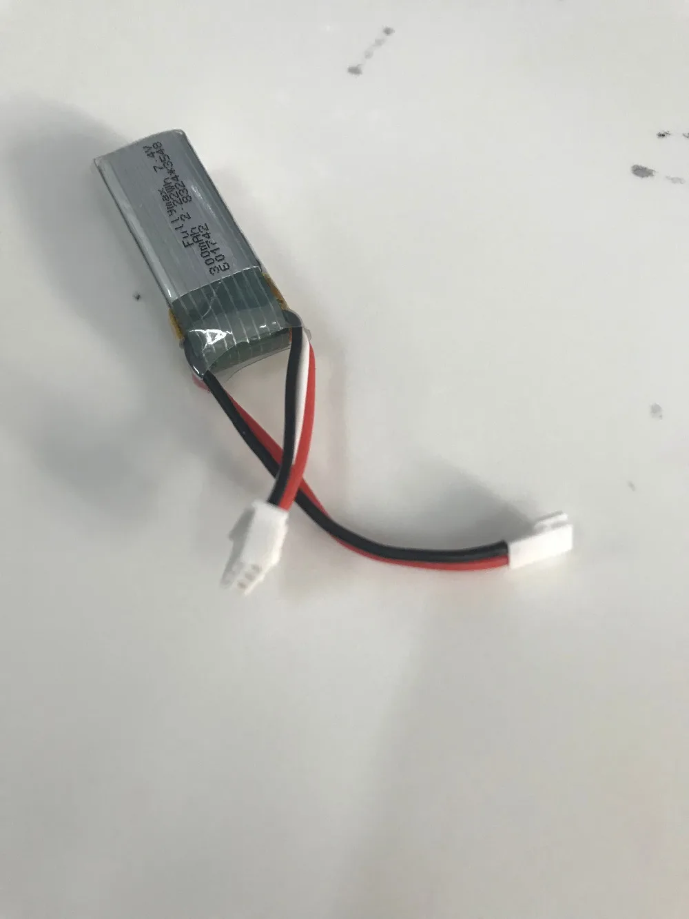 

Parkten Original Wltoys A800 battery 7.4V 300mAh Battery WLtoys R/C Helicopter Quadcopter Spare Parts Toy Model Accessories