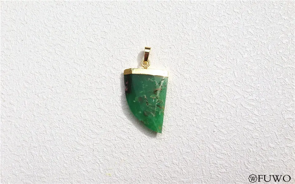 Chrysoprase horn pendant 7