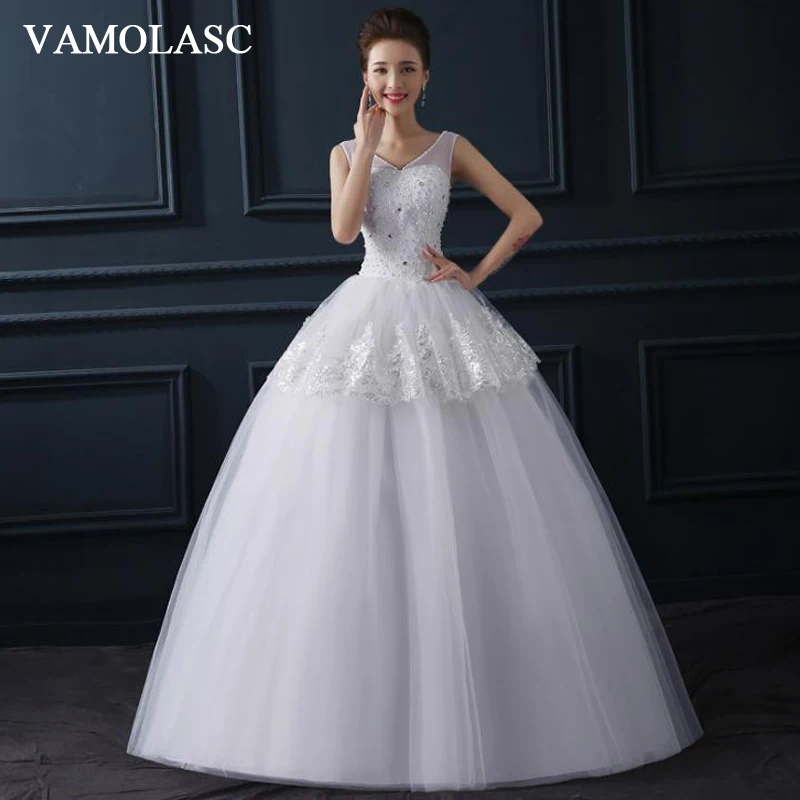 

VAMOLASC Illusion V Neck Tiered Lace Appliques Ball Gown Wedding Dresses Pearls Tank Backless Bridal Gowns
