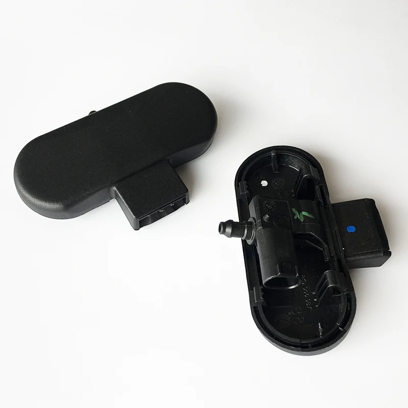 2Pcs OEM Front Windshield Washer Heated Nozzles Washer Water Jets For